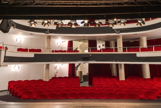 Abbonamenti a teatro a Milano 2022